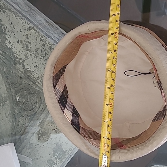 BURBERRY bucket hat medium size - Picture 8 of 8